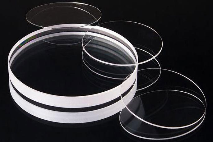 O que significa vidro mineral, cristal de safira e acrílico no relógio – diferenças, durabilidade, marcas e como escolher Image