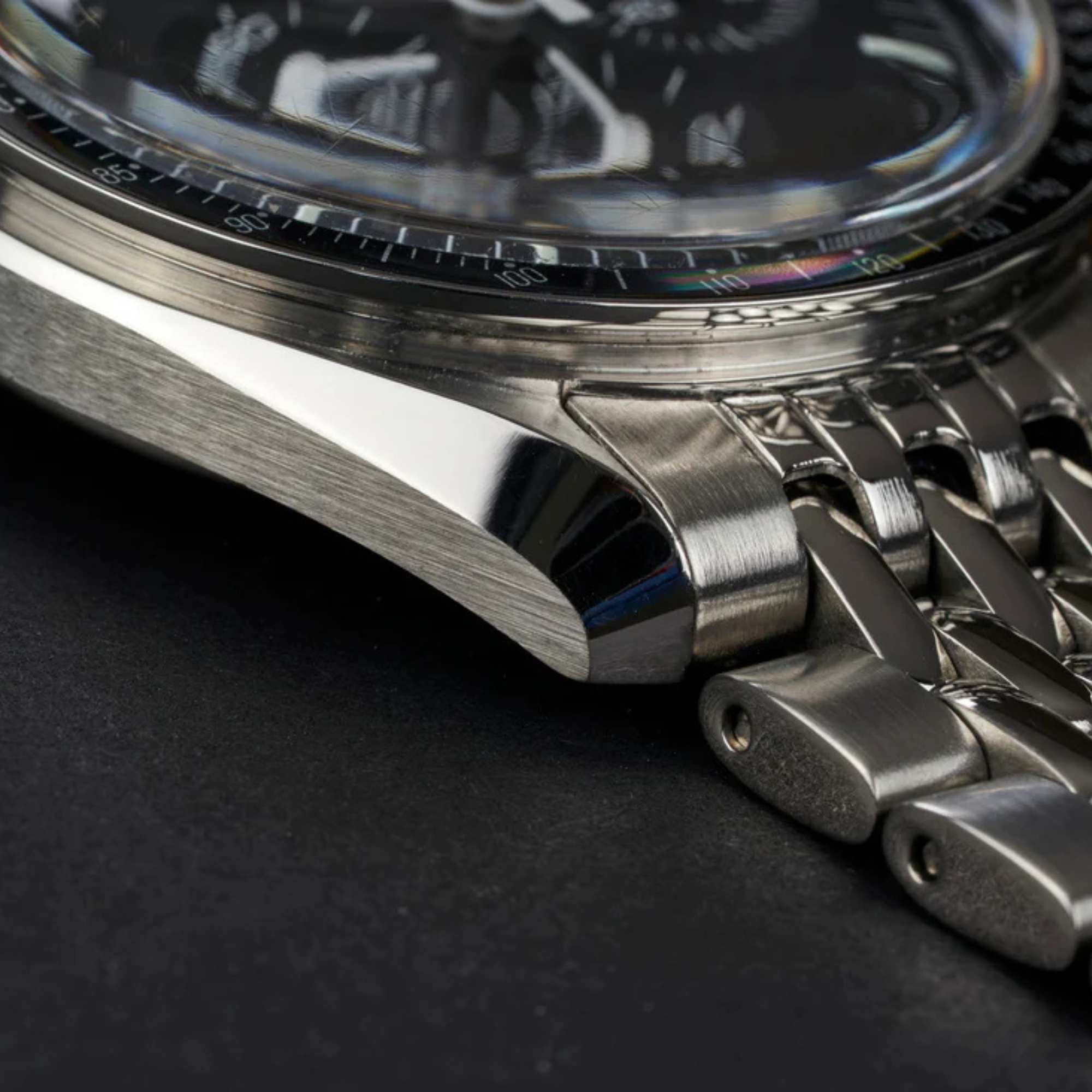 Como ajustar pulseira de aço do relógio: guia completo e detalhado passo a passo Image